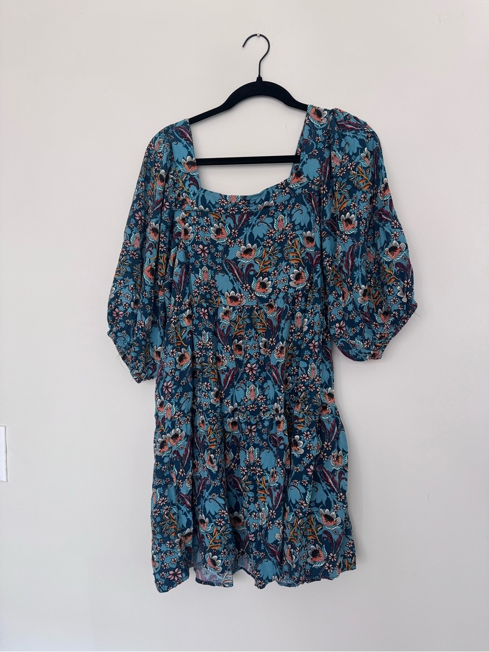 Blue Floral Puff-Sleeve Women’s Top